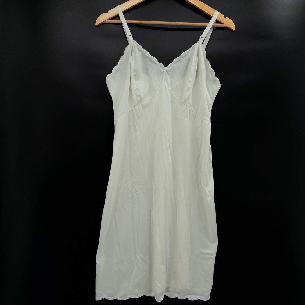 Vintage 60s Gaymode Slip Dress Womens Small White Scallop Trim Vintage Lingerie